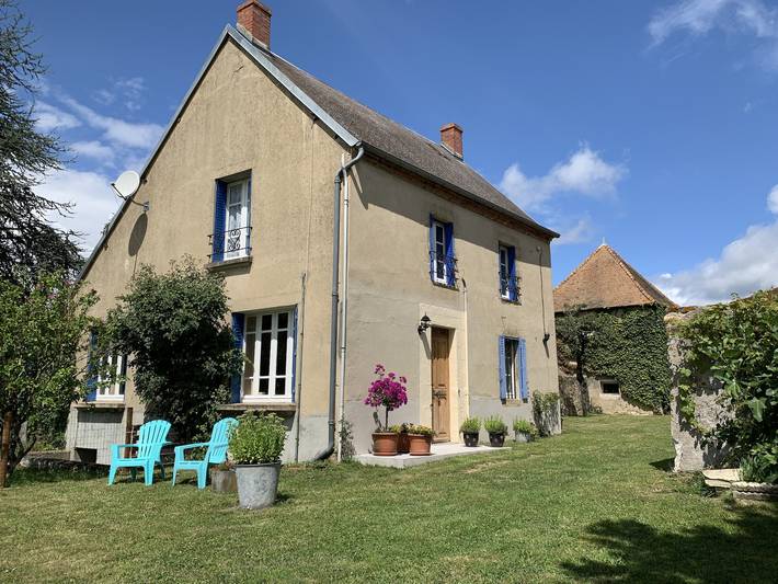 Gîte pour 6 personnes, avec piscine, adapté aux familles dans Allier - 2