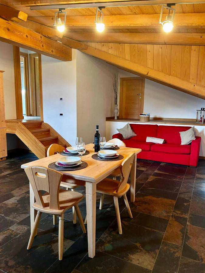 Gîte pour 6 personnes, avec jardin et sauna ainsi que vue et terrasse à Paluzza