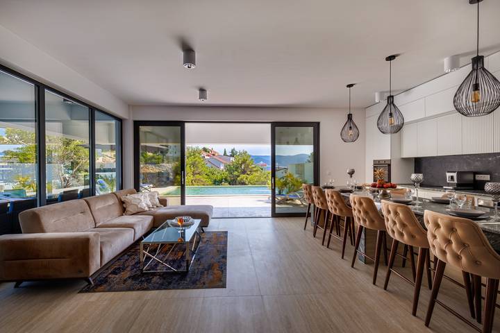 Ferienhaus für 8 Personen, mit Terrasse und Garten sowie Ausblick