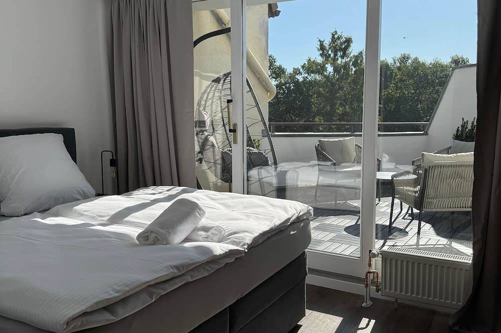 Ganze Wohnung, Remark Studios: Studio-Apartment mit Dachterrasse in Misburg-Anderten, Hannover
