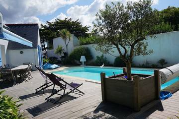 Location de vacances pour 6 personnes, avec jardin et balcon dans Plage Pors Carn