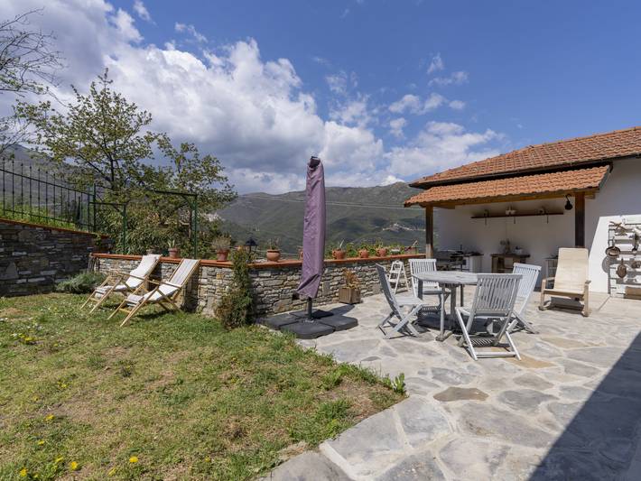 Ferienhaus für 6 Personen, mit Ausblick und Terrasse sowie Garten, mit Haustier in Imperia Provinz - 4