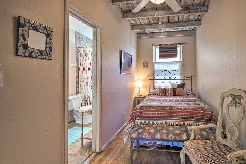 Gemütliches Cottage mit Innenhof - nur wenige Minuten vom Santa Fe Plaza entfernt in Santa Fe, Santa Fe County