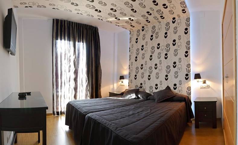 Casa de huéspuedes para 2 personas, con Balcón además de Terraza y Jacuzzi en Pozoblanco