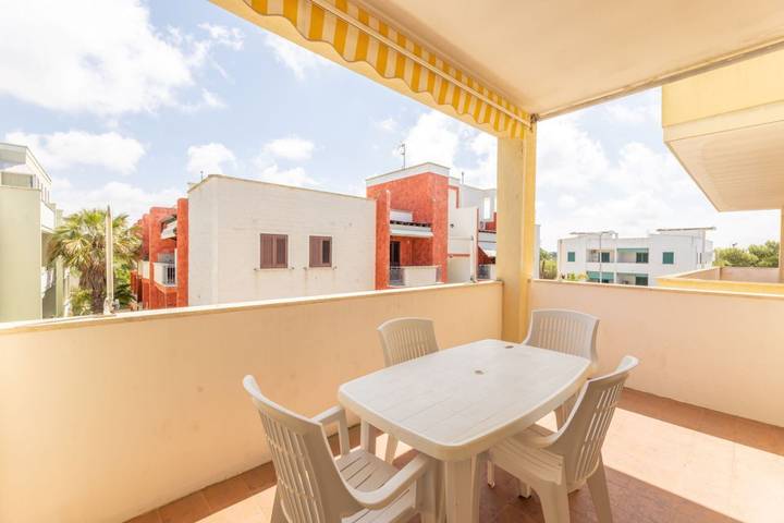 Gîte pour 8 personnes, avec balcon à Baia Verde