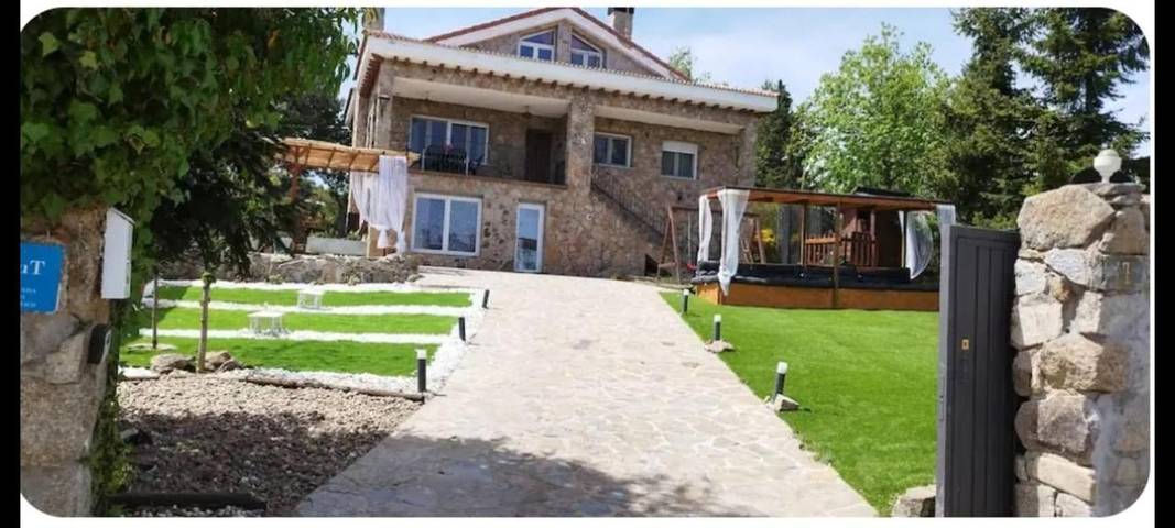 Villa pour 14 personnes, avec piscine et sauna ainsi que jardin et vue, animaux acceptés - 1