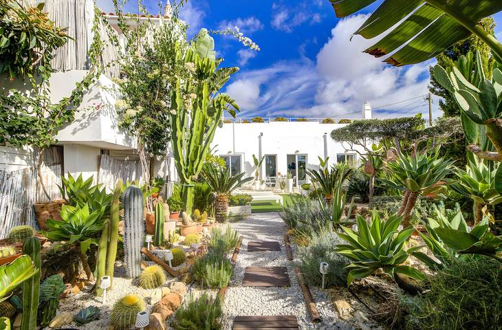 Villa Rafa avec piscine privée, jardin, Wi-Fi et climatisation. in Albufeira e Olhos de Água, District de Faro