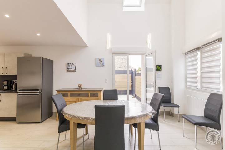 Gîte pour 6 personnes, avec terrasse à Granville - 4