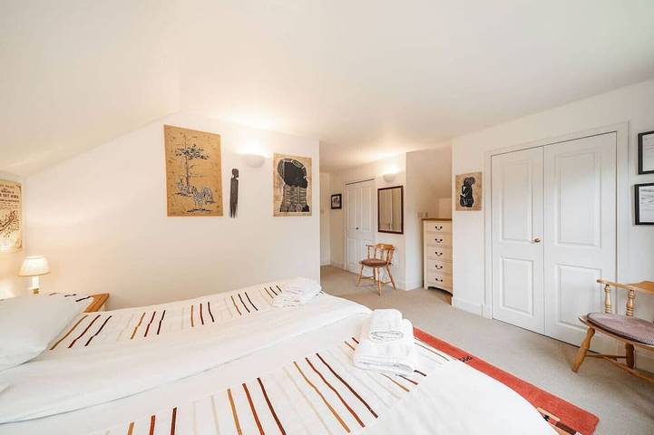 Earnside Cottage, Tranquil Escape in Comrie in Comrie, Perthshire