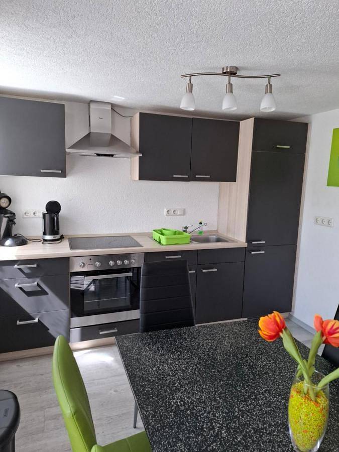 Ferienwohnung für 6 Personen, mit Garten in Kammeltal