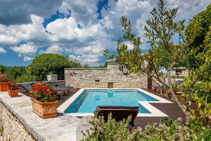 Villa for 6 personer med pool in Raša, Istrien Østkysten