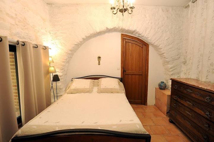 Location de vacances pour 3 personnes, avec piscine ainsi que jardin et terrasse à Saint-Jean-Pla-de-Corts - 2