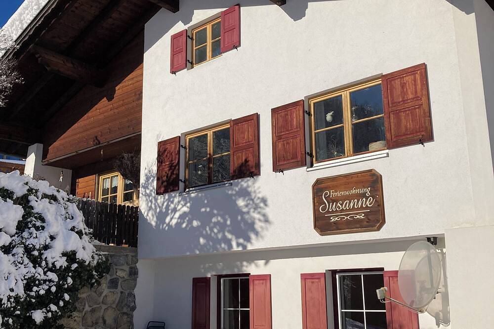 Ganze Wohnung, Gemütliche Ferienwohnung in ruhiger Lage 400m vom Zentrum entfernt in Steeg, Allgäuer Alpen (Österreich)