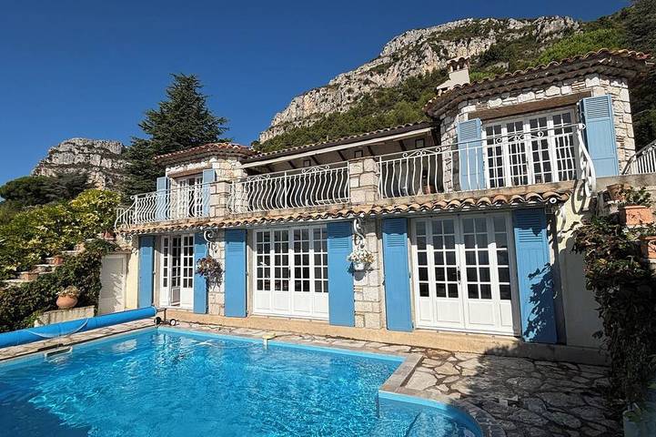 Maison de vacances pour 6 personnes, avec Terrasse ainsi que Jardin et Sauna à Saint-Jeannet
