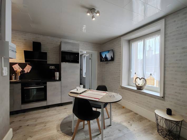 Hel lejlighed, La diligence de la poste – Furnished T2 at Domaine Du Bouleau with Air Conditioning in La Vôge-les-Bains, Épinal Området