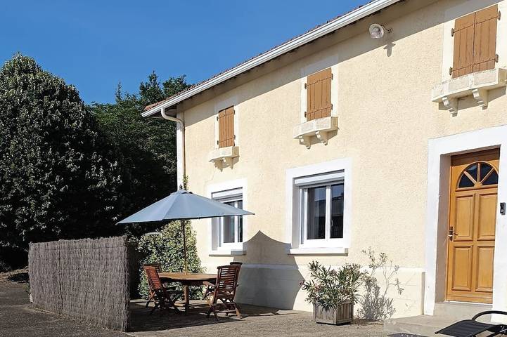 Location de vacances pour 4 personnes à Saint-Loubouer