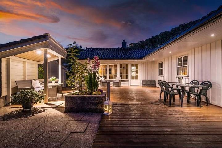 Villa voor 10 personen, met tuin in Bergen