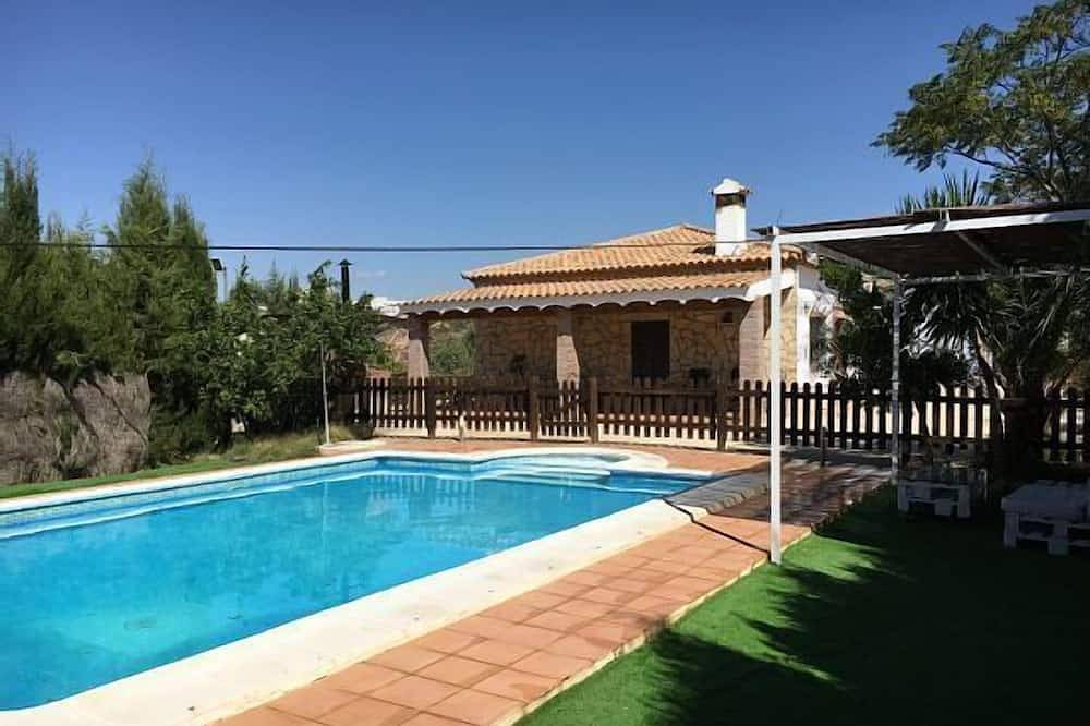 Casa Rural para 24 Personas en Olvera, Pueblos Blancos