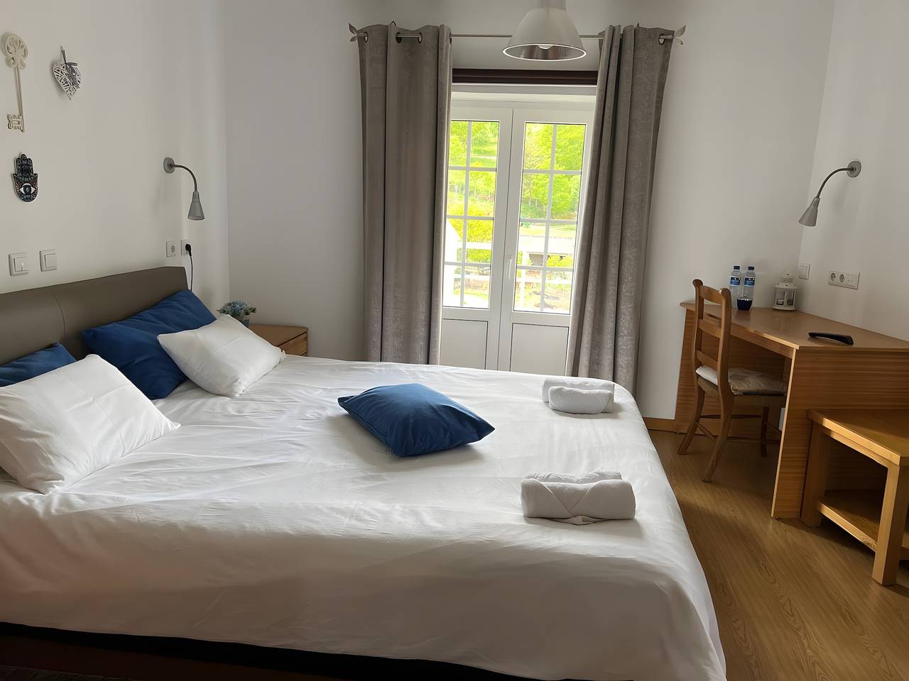 Habitación 'Topacio' con vistas a la montaña, balcón y Wi-Fi in Montalegre, Distrito de Vila Real