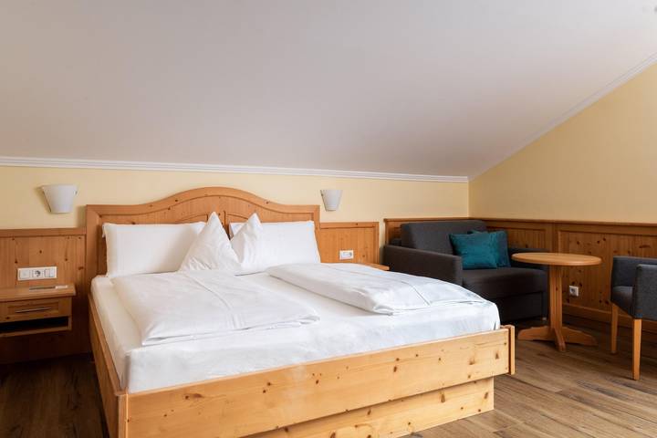 Comfort-Double room with balcony in Sankt Johann im Pongau, Ski Amadé