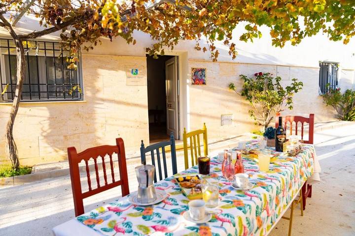Casa rural para 13 personas, con balcón en Tíjola