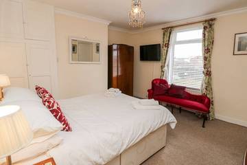 Cottage for 4 People in Redcar and Cleveland, Photo 1