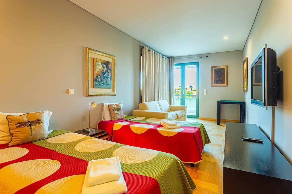 Entire apartment, Marina Vilamoura - Aquamar 319 by Vilamoura Sun in Vilamoura, Quarteira