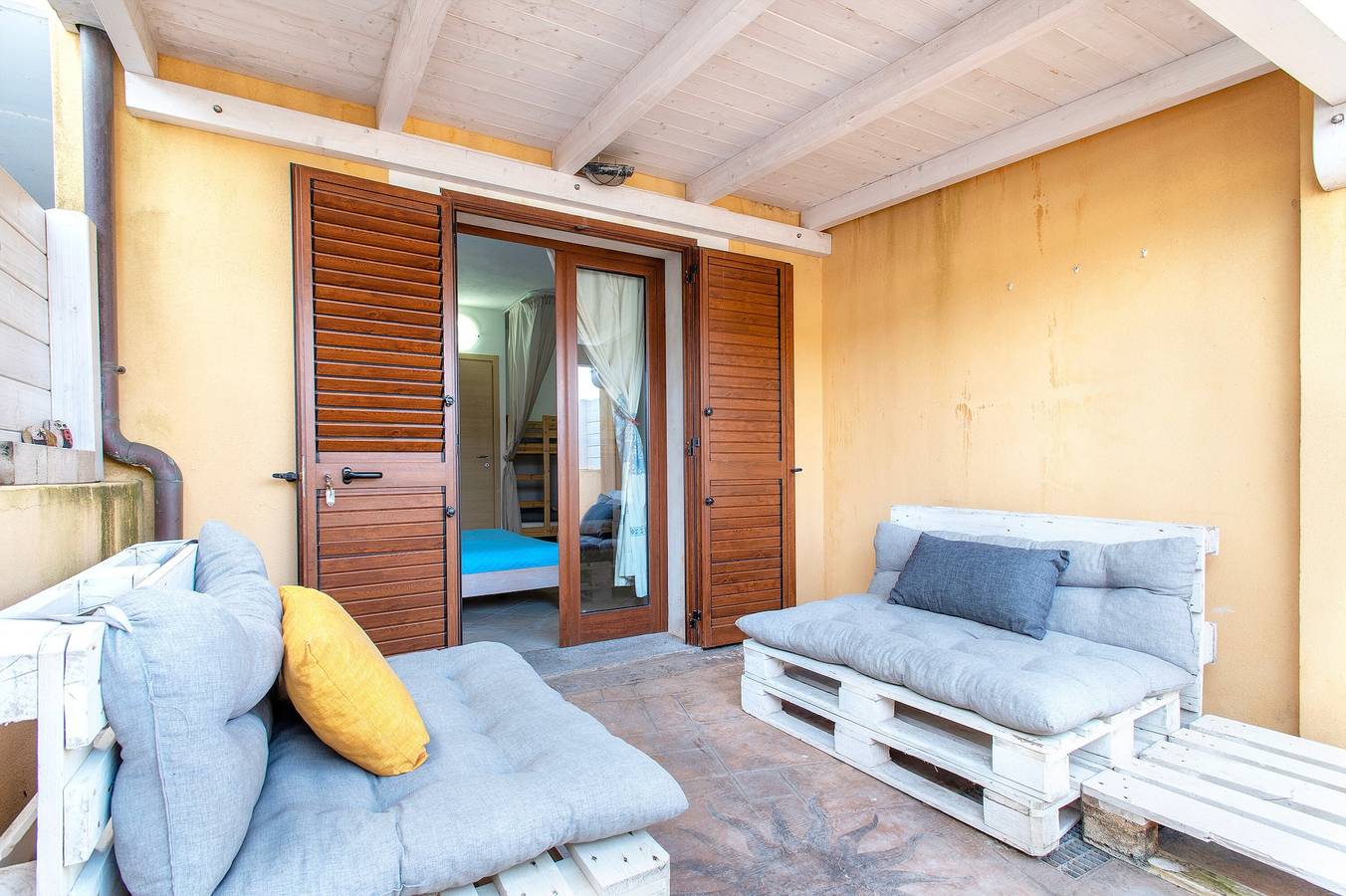 Apartamento entero, Apartamento '10 S' con terraza privada y jardín in Isola Rossa, Trinità d'Agultu e Vignola