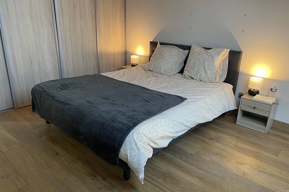 85 m2 town house with south-facing terrace and garden in Saint-Fargeau, Auxerre region