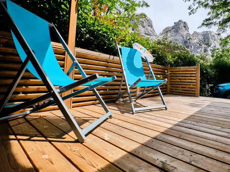 Camping La Vallée Heureuse Pausado - Mobilhome 4 personnes - Premium Large 3 Pièces 4 Personnes Climatisé + Tv in Orgone, Région d'Arles