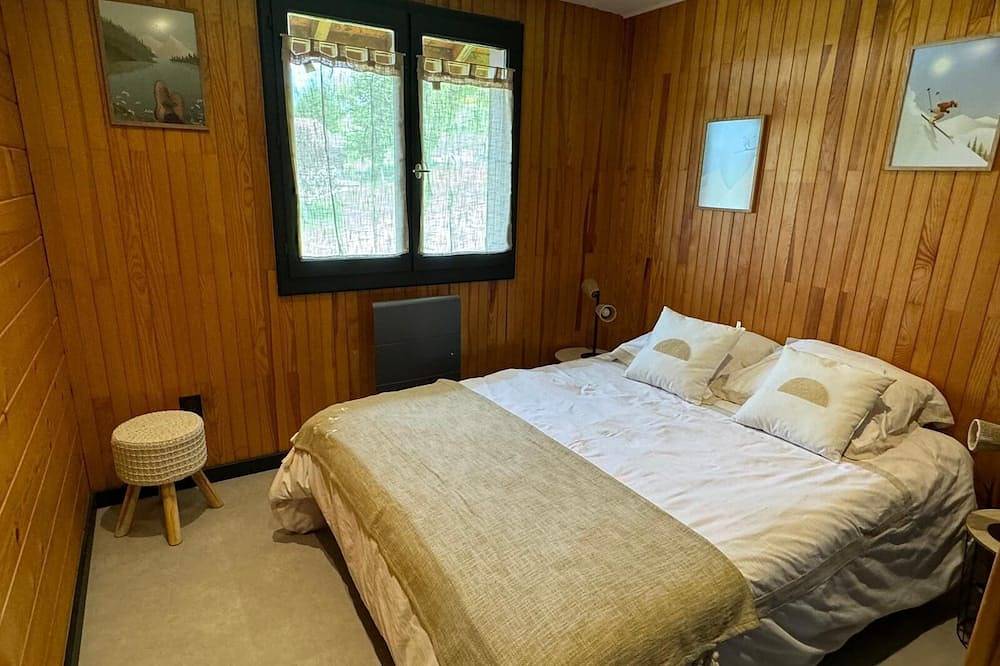 Chalet Avec Superbe Vue Lac in Grande-Rivière, Parc naturel régional du Haut-Jura
