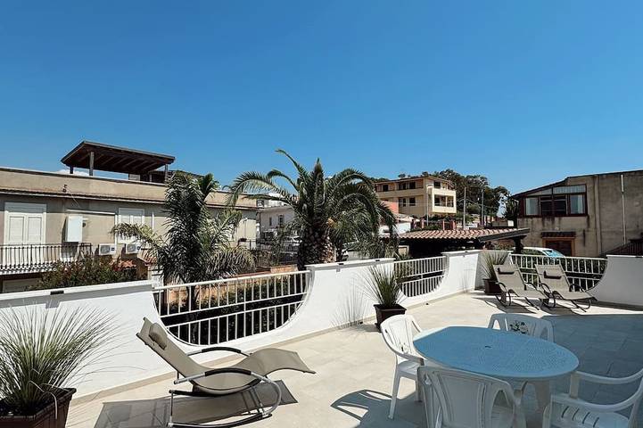 Villa für 5 Personen, mit Garten und Terrasse - 1