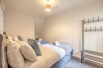 Apartment for 5 People in Windsor, Windsor and Maidenhead, Photo 3