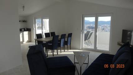 Appartement voor 4 Personen in Šušanj, Montenegro, Afbeelding 1