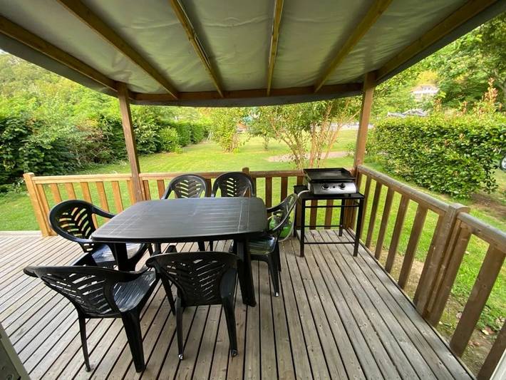 Zecamping 4* parc aquatique locatif Tv Lv Bbq 8 pers in Monceaux-sur-Dordogne, Région de Tulle