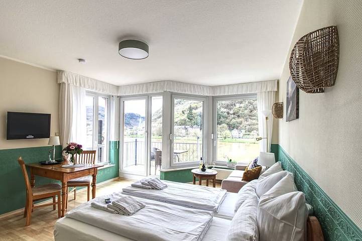 Gîte pour 2 personnes, avec balcon à Bullay - 2