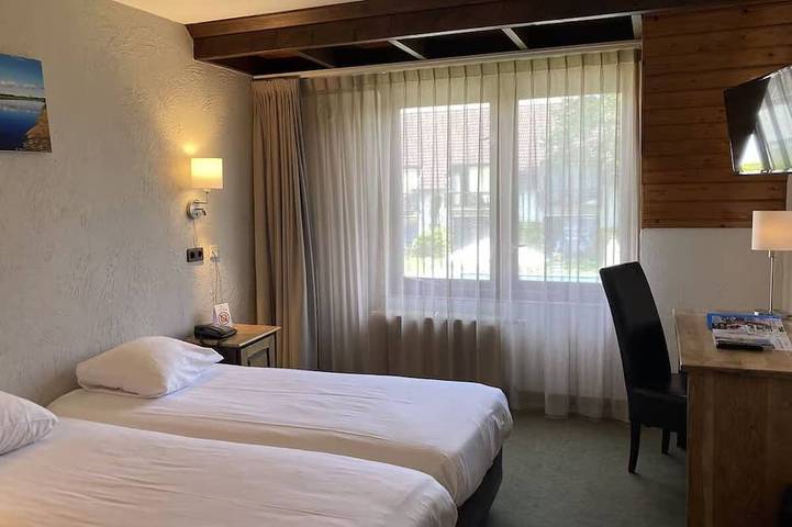 Hôtel pour 2 personnes, avec piscine dans Lekkerkerk