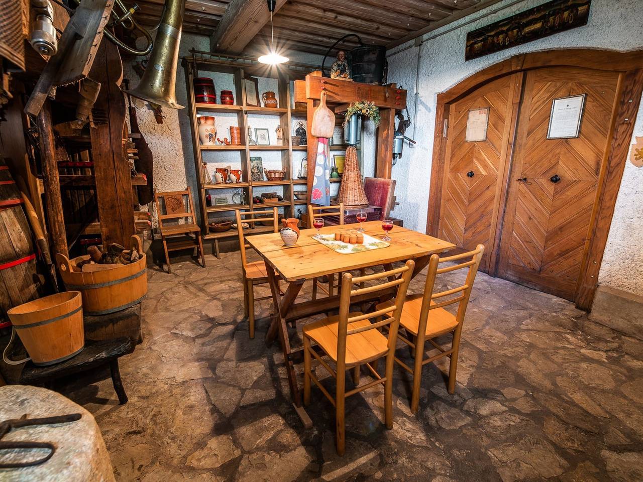 Cozy Countryside Retreat Villa with Hot-Tub - Two Bedroom Villa with Hot Tub in Krško, Lower Styria