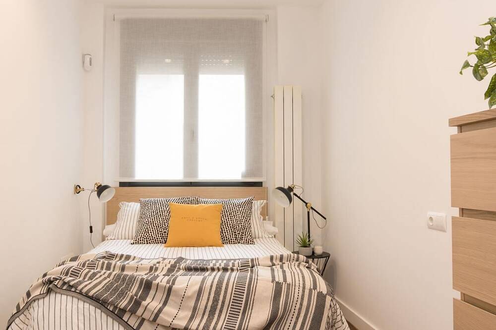 Entire apartment, Los apartamentos de Elena, centro histórico I by El Rincon in Logroño, La Rioja Province