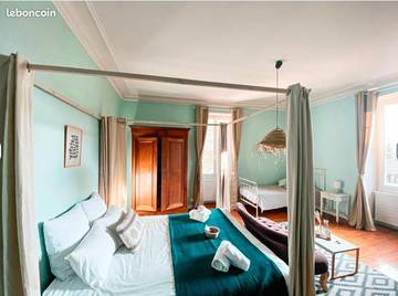 Chambre d’hôte pour 2 personnes, avec vue et terrasse ainsi que jardin et sauna à Le Bernard