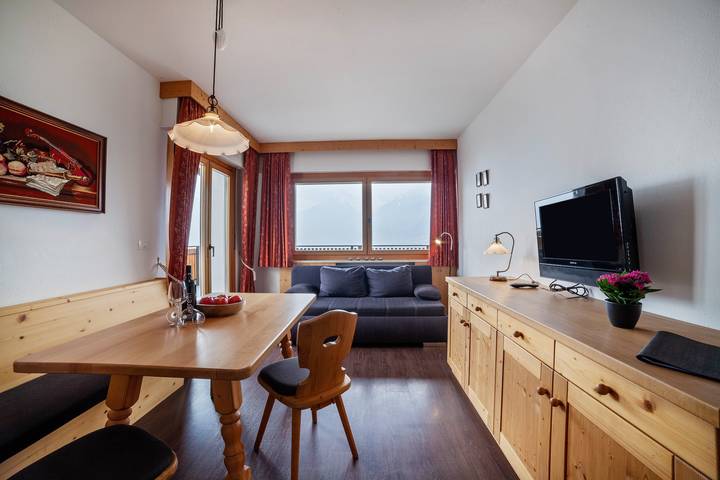 Gîte pour 4 personnes, avec Balcon ainsi que Jardin et Sauna à Scena - 2