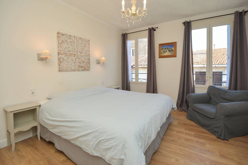 Townhouse near historical center of Tarascon in Tarascon, Arles region