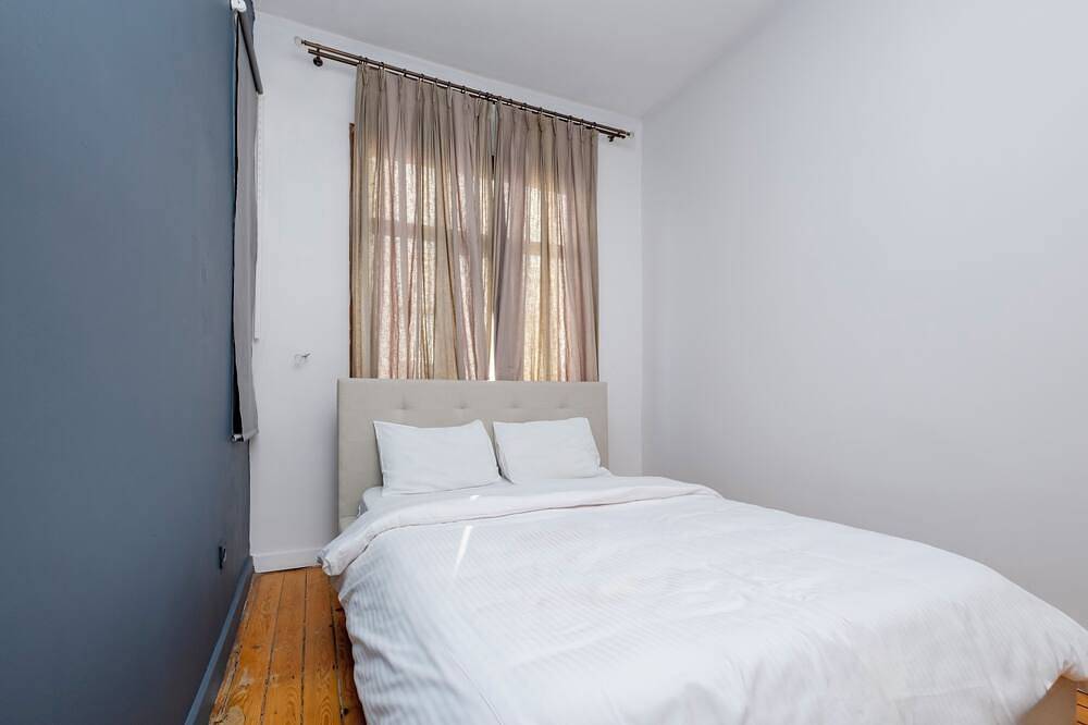 Apartamento entero, Tranquil 4-bedroom apartment with Ac in Istanbul in Beyoğlu, Estambul