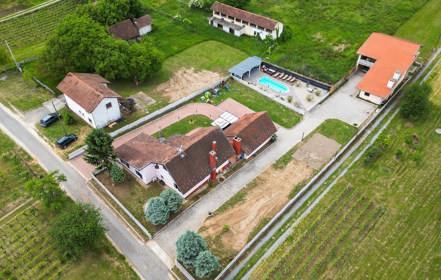 Gezellig appartement van 29 m² met wifi, zwembad, terras en barbecue in Koprivnica-Krizevci