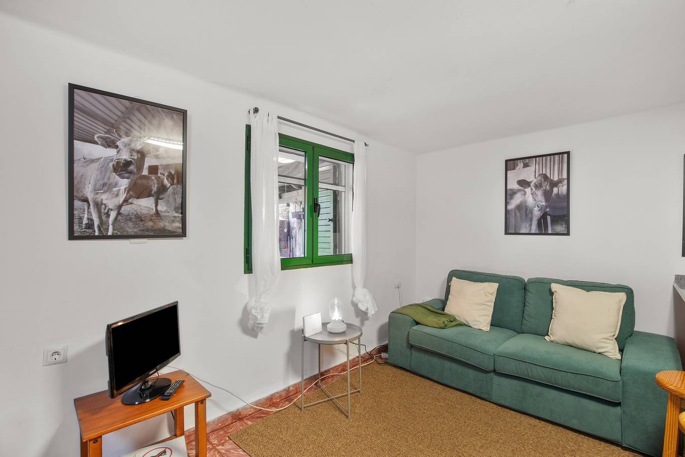 Entire apartment, Holiday Apartment 'Gáldar' with Shared Terrace, Garden & Wi-Fi in Tejeda, North Gran Canaria