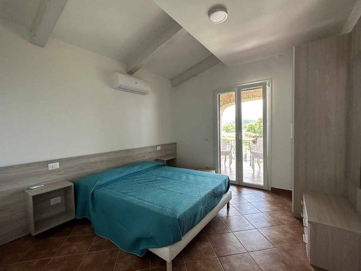Gîte pour 6 personnes, avec balcon et piscine à Santa Marina - 2