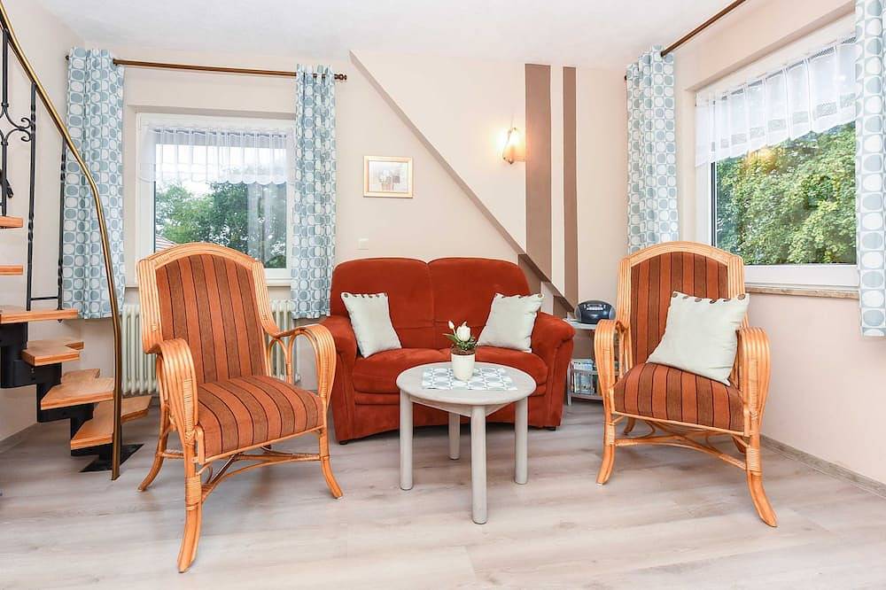 Ganze Wohnung, Ferienwohnung Fichte - Ferienhaus Elfriede Coordes in Moorweg in Moorweg, Nordseeküste