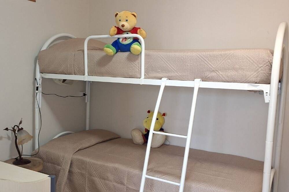 Villa Gioiosa 5Br Villa:Gated Pool, Pizza Oven, Bbq,Ac & Wifi, Perfect for Families in Favara, Agrigento Provinz