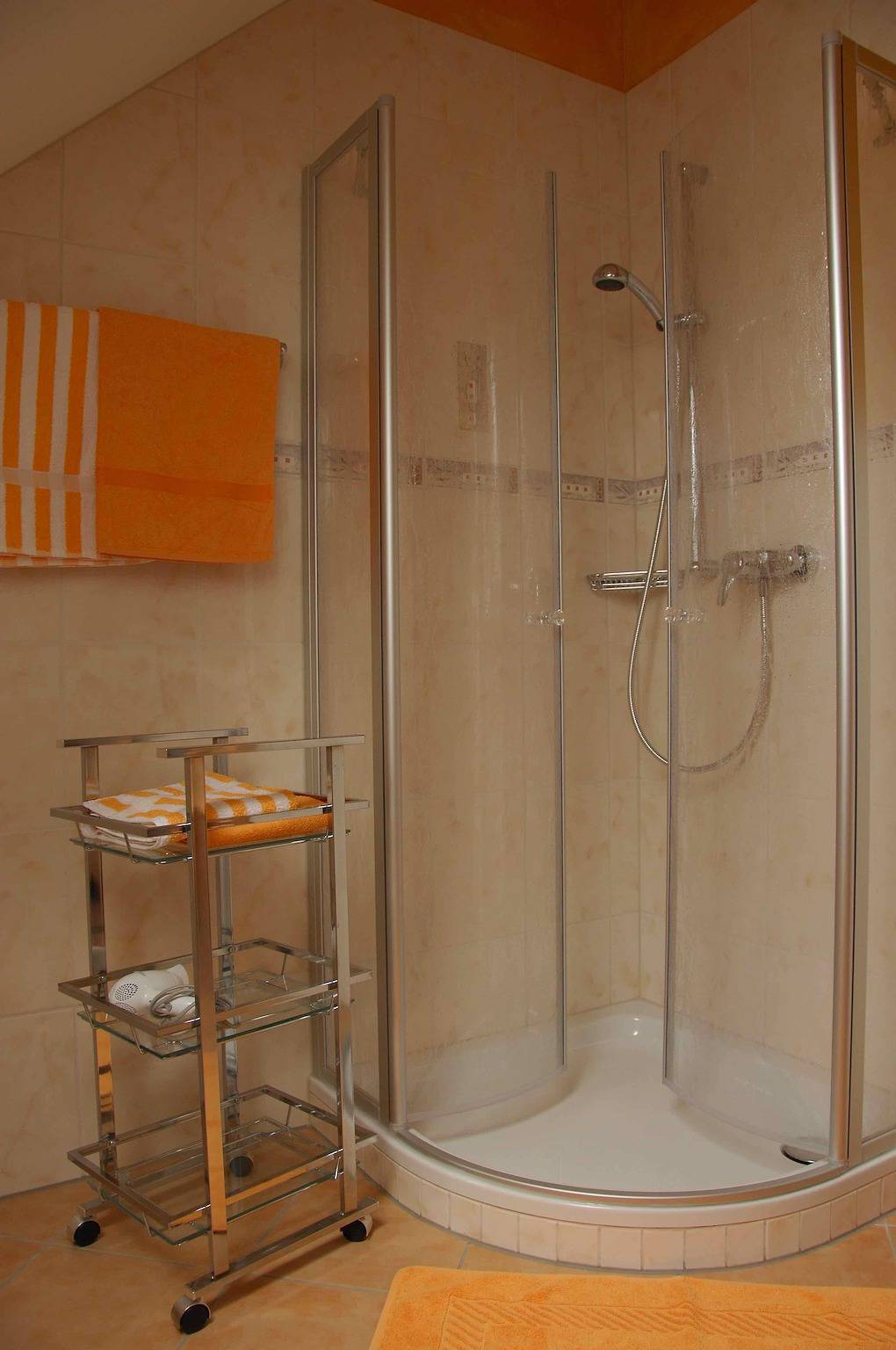 Ganze Ferienwohnung, 4-Bettwohnung in Lieser, Bernkastel-Kues & Umgebung