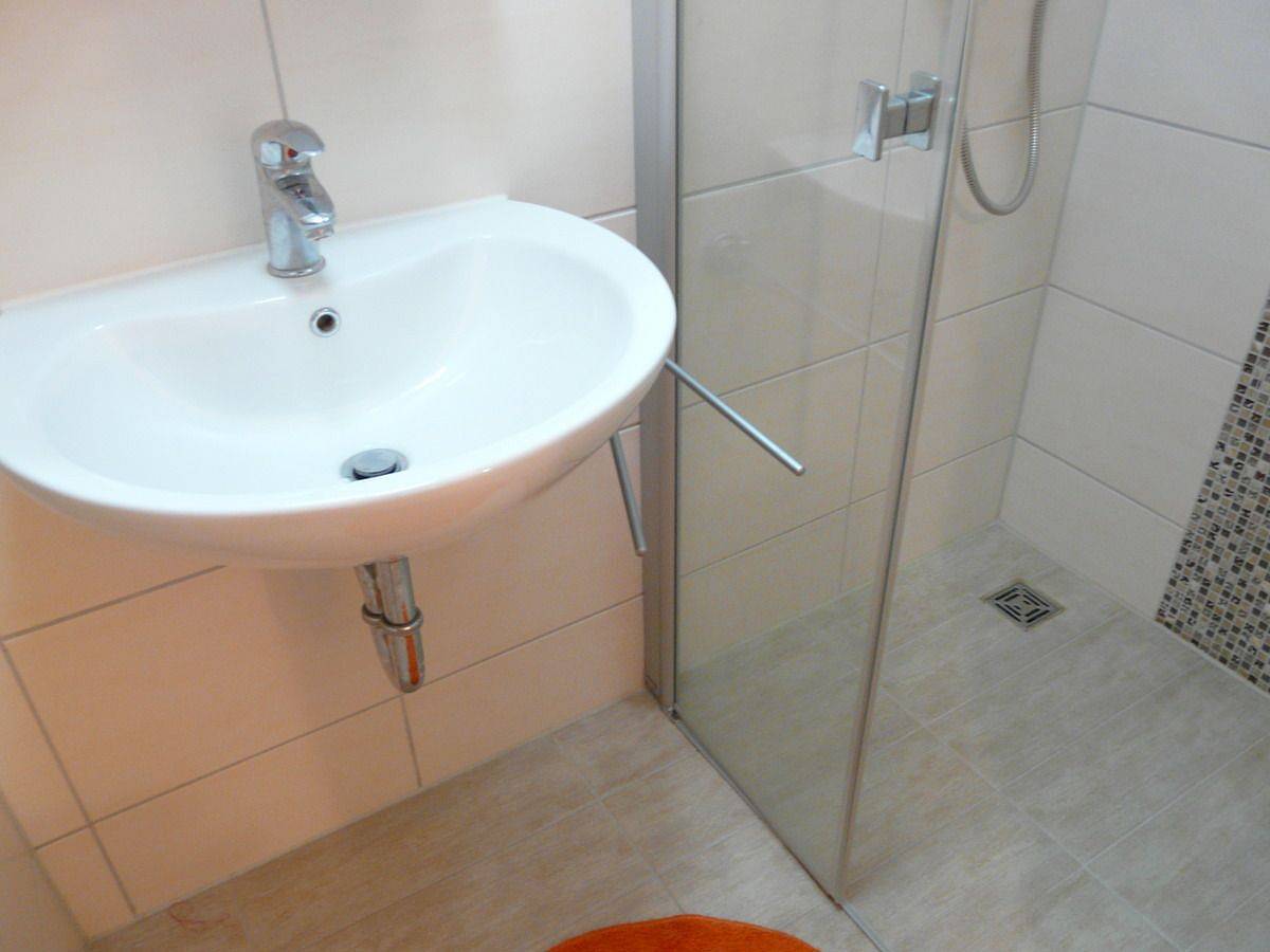 Ferienwohnung mit Seeblick in Lychen – Komfort auf eingezäuntem Grundstück, foto 8